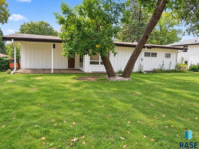 2700 S Jefferson Ave Avenue, Sioux Falls, SD 57105