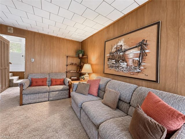 8238 Driftwood DR, Norfolk, VA 23518