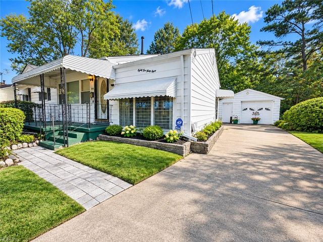 8238 Driftwood DR, Norfolk, VA 23518