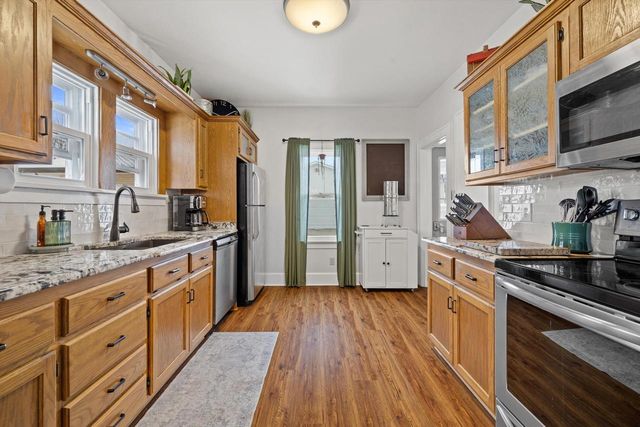 2116 Cleveland AVENUE, Racine, WI 53405