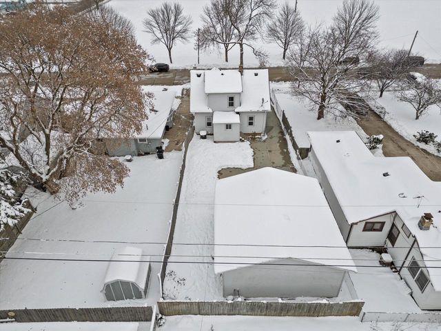 2116 Cleveland AVENUE, Racine, WI 53405