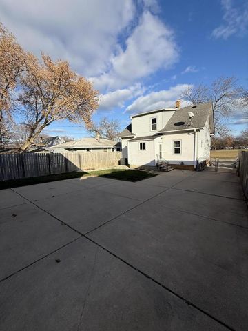 2116 Cleveland AVENUE, Racine, WI 53405