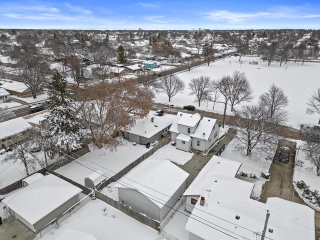 2116 Cleveland AVENUE, Racine, WI 53405