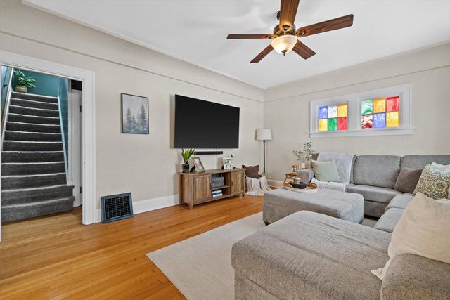 2116 Cleveland AVENUE, Racine, WI 53405