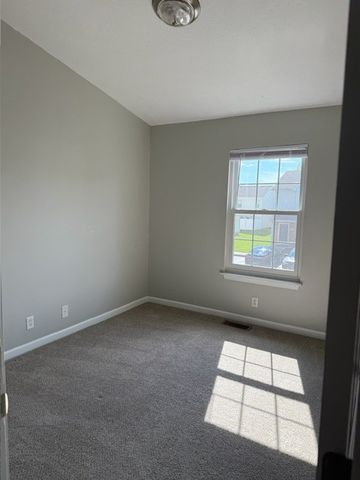 1026 Wolves Den Pl, Murfreesboro, TN 37128