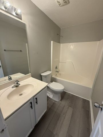 1026 Wolves Den Pl, Murfreesboro, TN 37128