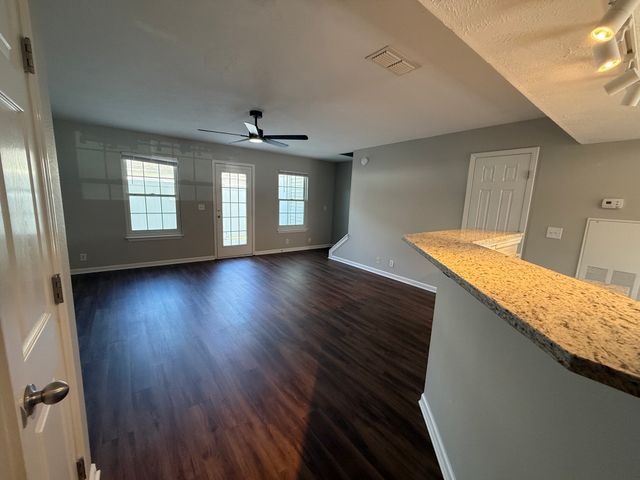 1026 Wolves Den Pl, Murfreesboro, TN 37128