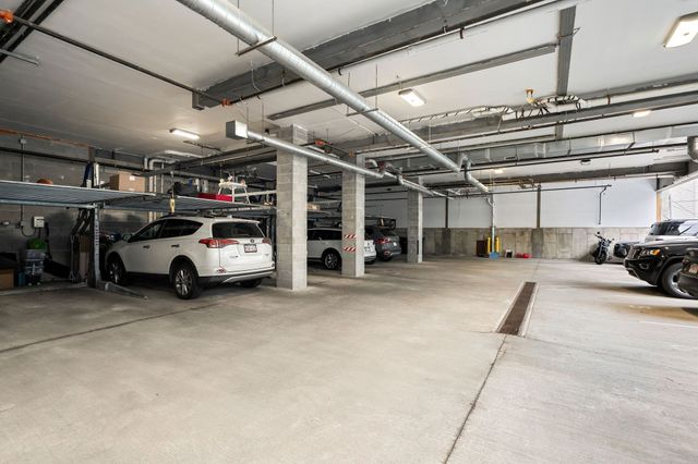 10-16 Everett St 402, Boston, MA 02128