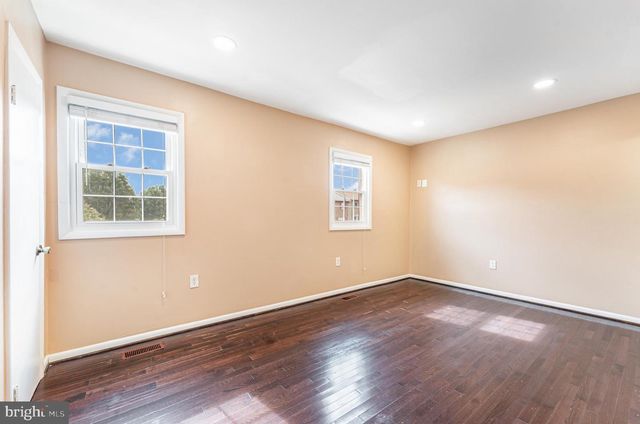 7432 LARNE LN, Lorton, VA 22079