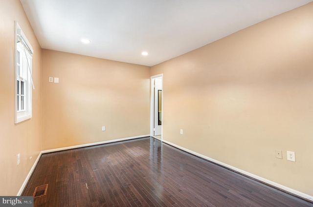 7432 LARNE LN, Lorton, VA 22079