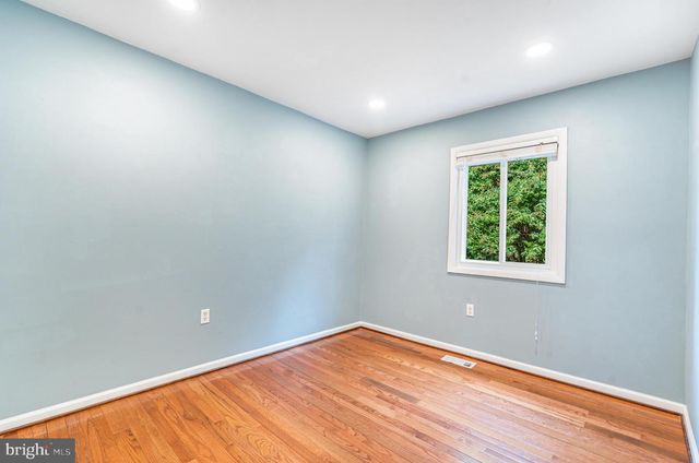 7432 LARNE LN, Lorton, VA 22079