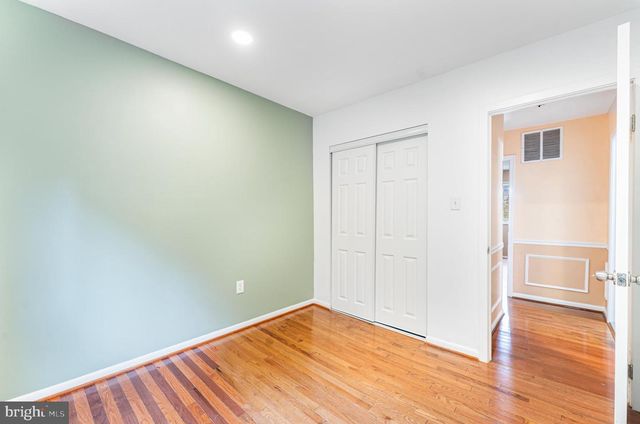 7432 LARNE LN, Lorton, VA 22079