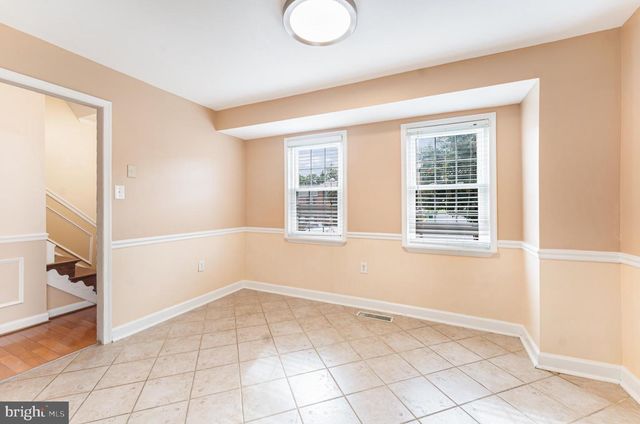 7432 LARNE LN, Lorton, VA 22079