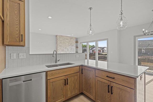 1399 CROSSROADS DRIVE, De Pere, WI 54115