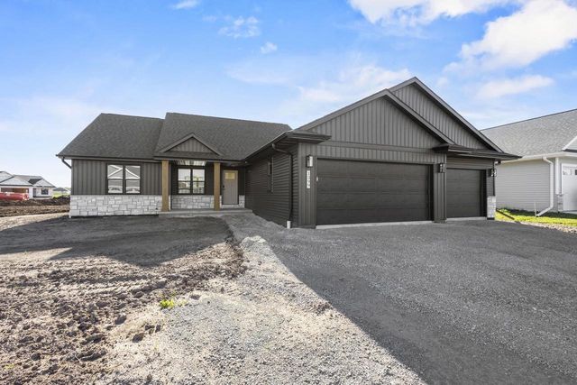1399 CROSSROADS DRIVE, De Pere, WI 54115