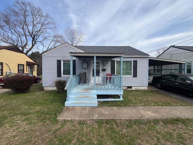 203 S Fairgrounds St, Jackson, TN 38301