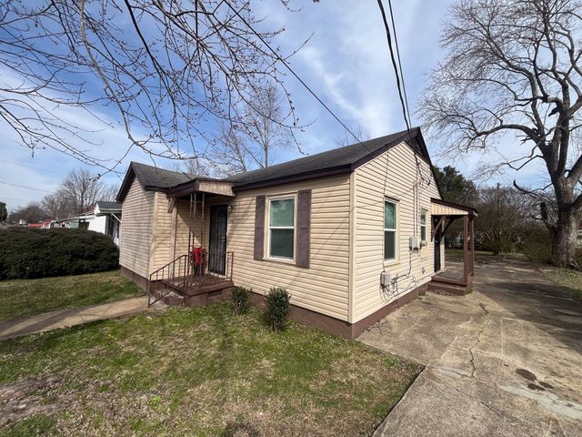 203 S Fairgrounds St, Jackson, TN 38301