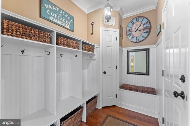 1054 W KING RD, Malvern, PA 19355