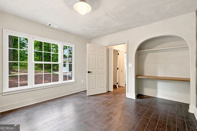 2340 Highview Road, Atlanta, GA 30311