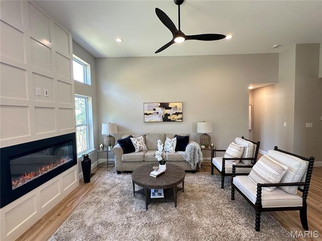 4931 Butler Hill Road, St Louis, MO 63128