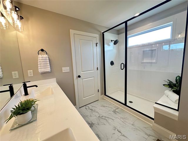 4931 Butler Hill Road, St Louis, MO 63128