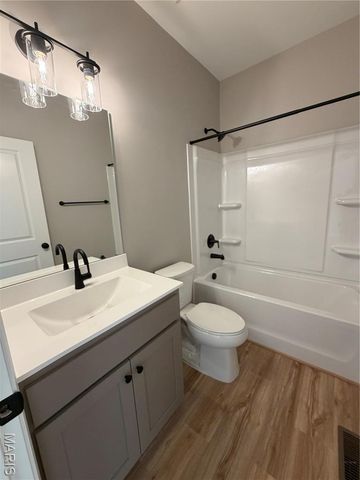 4931 Butler Hill Road, St Louis, MO 63128