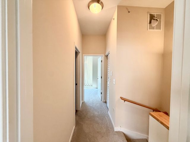 1234 W Monroe Street 7, Chicago, IL 60607