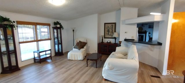 1887 Suavez Drive, Lillian, AL 36549