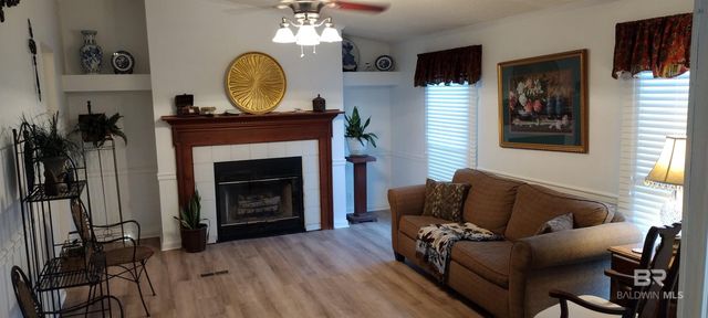 1887 Suavez Drive, Lillian, AL 36549