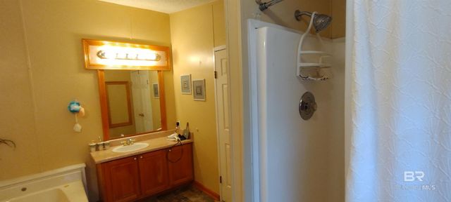 1887 Suavez Drive, Lillian, AL 36549