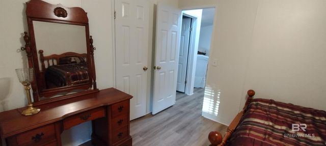 1887 Suavez Drive, Lillian, AL 36549