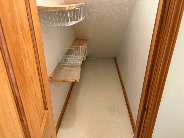 389 W 1st Street, Ceredo, WV 25507