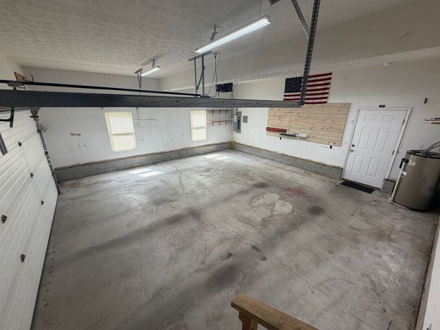 389 W 1st Street, Ceredo, WV 25507