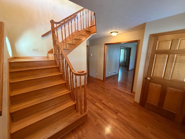 389 W 1st Street, Ceredo, WV 25507