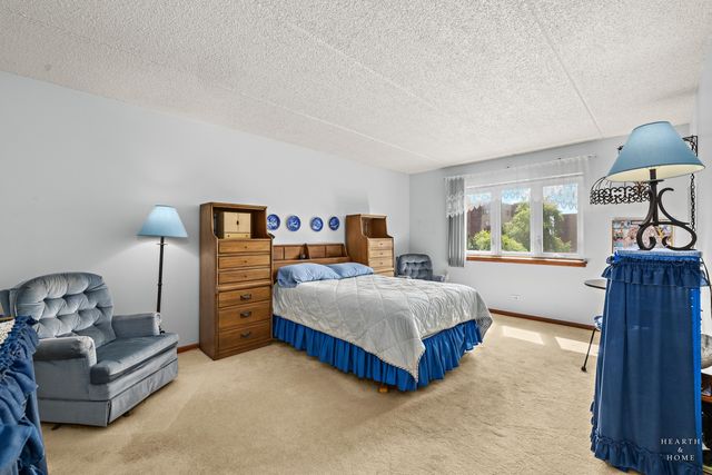 9346 Landings Lane 303, Des Plaines, IL 60016
