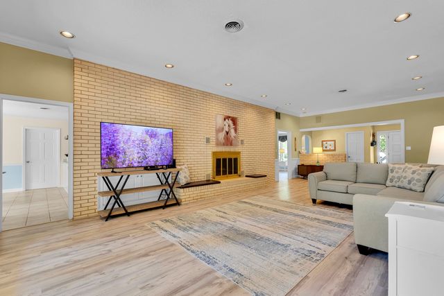 30 Pinto Court, Spartanburg, SC 29307