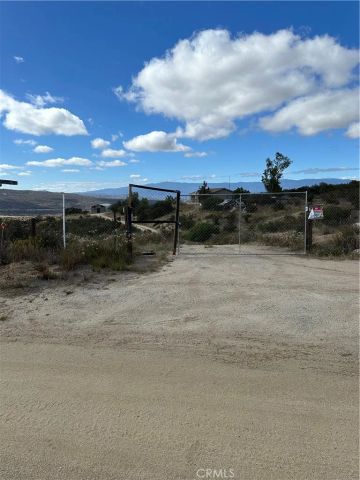 43043 Ardia Road, Hemet, CA 92544