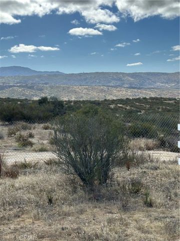 43043 Ardia Road, Hemet, CA 92544