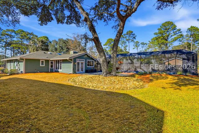 30 Sugaree Dr, Bluffton, SC 29910