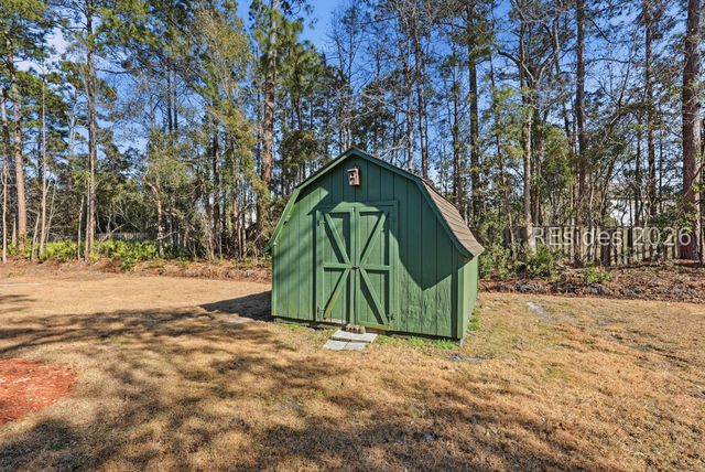 30 Sugaree Dr, Bluffton, SC 29910