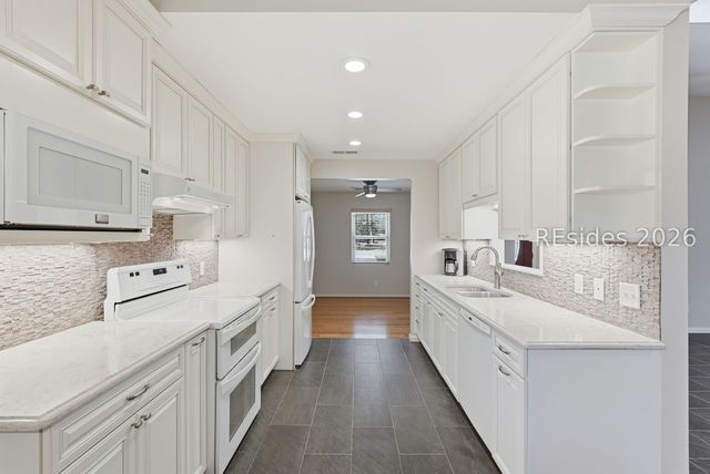 30 Sugaree Dr, Bluffton, SC 29910