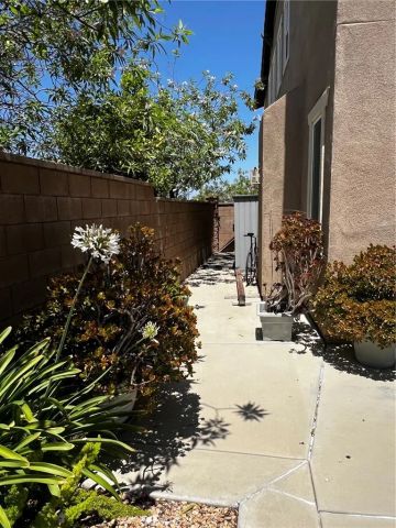11555 Valley Oak Lane, Corona, CA 92883