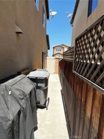 11555 Valley Oak Lane, Corona, CA 92883