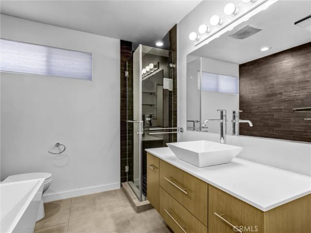 1825 westholme Avenue 4, Los Angeles, CA 90025