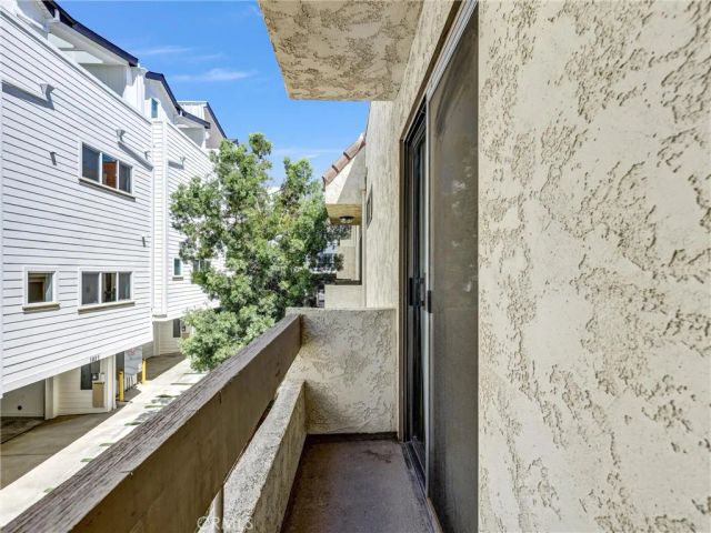 1825 westholme Avenue 4, Los Angeles, CA 90025