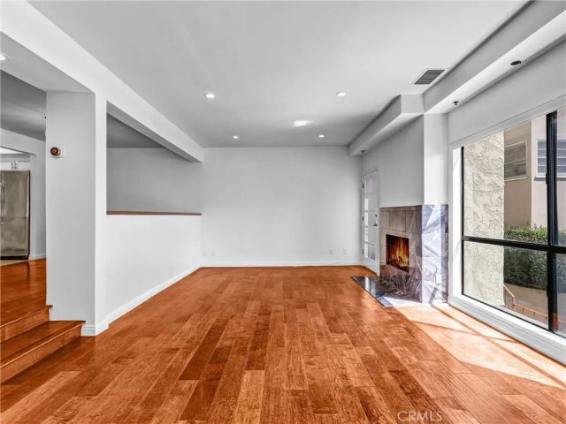 1825 westholme Avenue 4, Los Angeles, CA 90025