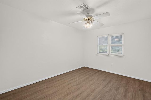 1270 N 1st Street, Harrah, OK 73045