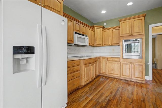 1081 Crown River Parkway, Mcdonough, GA 30252