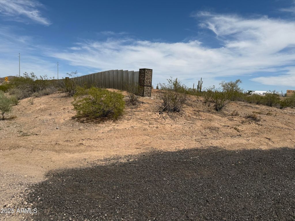 XX00E N 253rd Avenue -, Morristown, AZ 85342 — photo 5