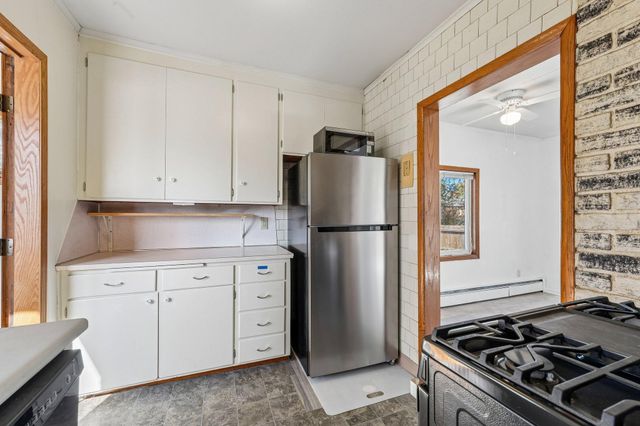 1158 Lawson Avenue E, Saint Paul, MN 55106